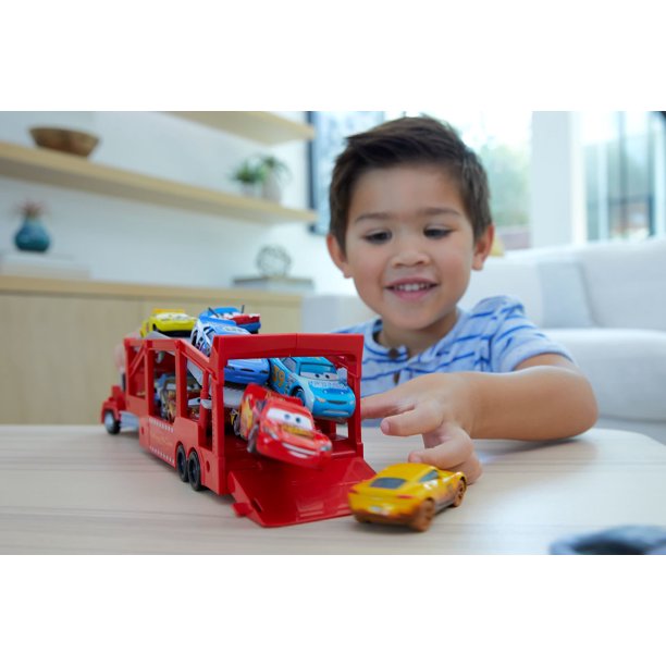 Disney Pixar Cars Mack Transportista Mini